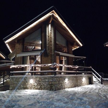 Natura Chalets Mega Chorio 外观 照片